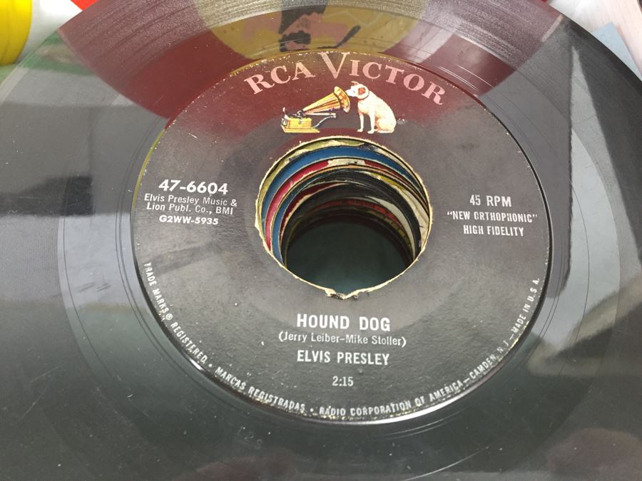 Vintage 45RPM Vinyl Record Collection With Kids Records And The Beatles Day Tripper [Photo 4]