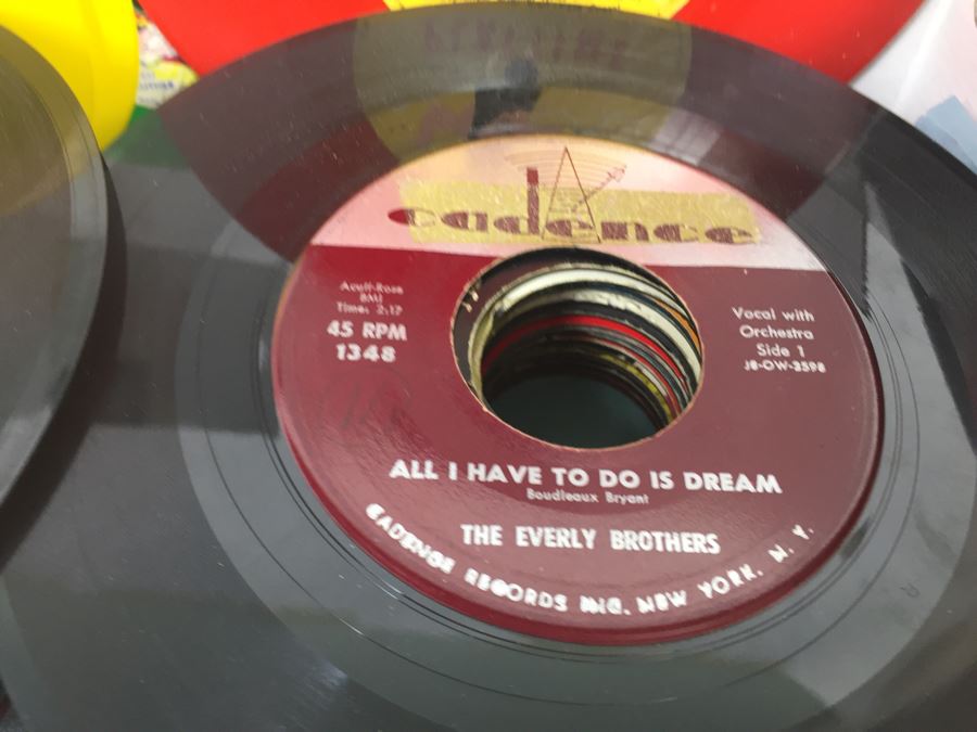 Vintage 45RPM Vinyl Record Collection With Kids Records And The Beatles Day Tripper [Photo 8]