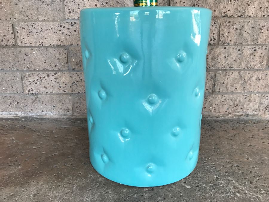 Ceramic Outdoor Garden Stool 17.5'H X 14'R [Photo 3]