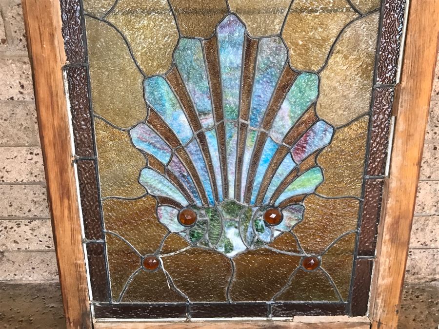 Stunning Vintage Framed Stained Glass Shell Motif 28.5' X 41' [Photo 11]