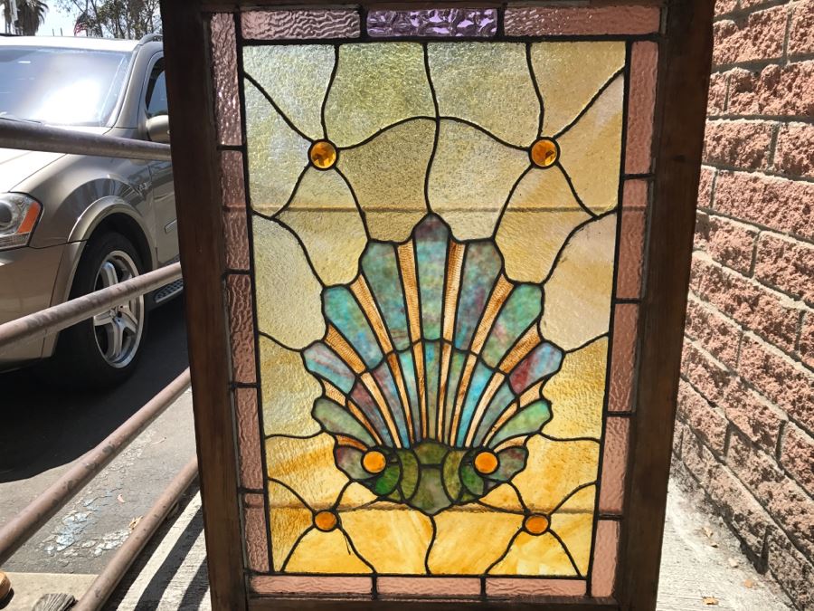 Stunning Vintage Framed Stained Glass Shell Motif 28.5' X 41' [Photo 5]