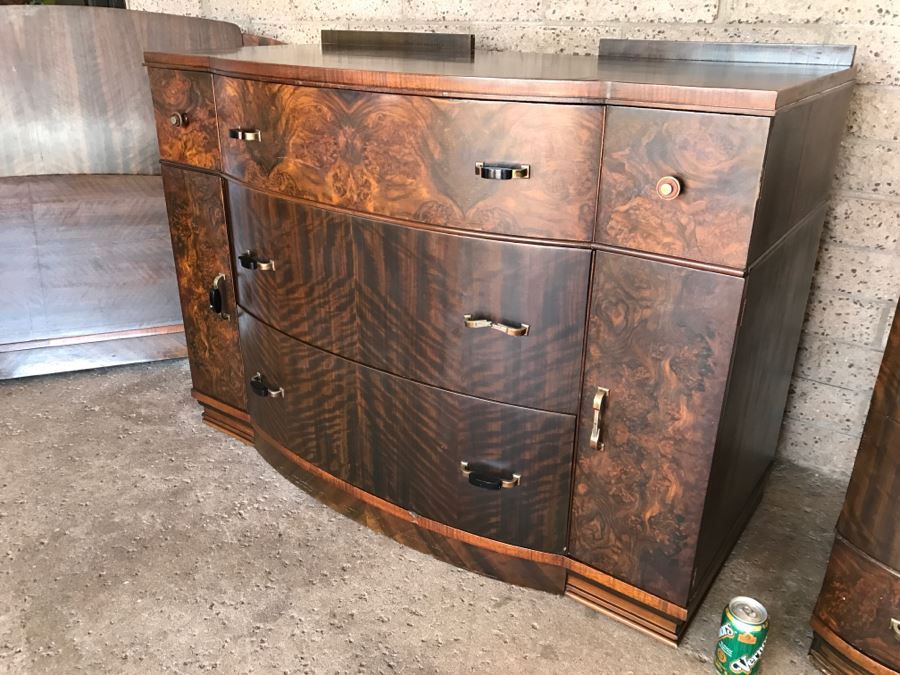 Art Deco Bedroom Set With Vanity And Bench, Dresser With Mirror, Gentleman's Dresser, Nightstand And Full Size Bed By Detroit Furniture Co [Photo 10]