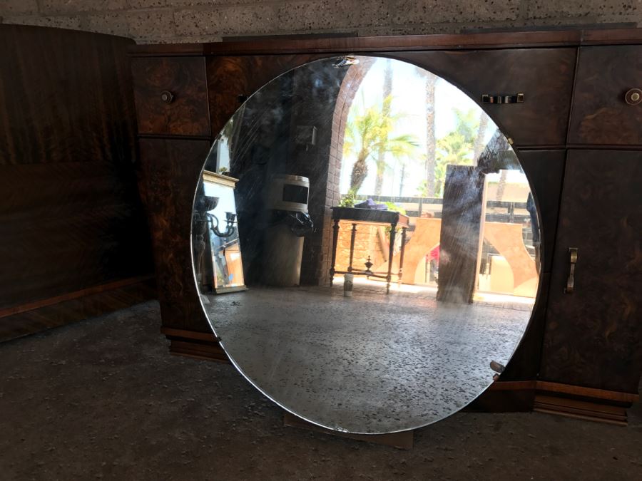 Art Deco Bedroom Set With Vanity And Bench, Dresser With Mirror, Gentleman's Dresser, Nightstand And Full Size Bed By Detroit Furniture Co [Photo 14]