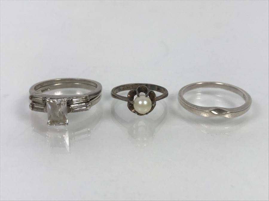 Set Of (3) Sterling Silver Rings One With Pearl 6.8g [Photo 1]