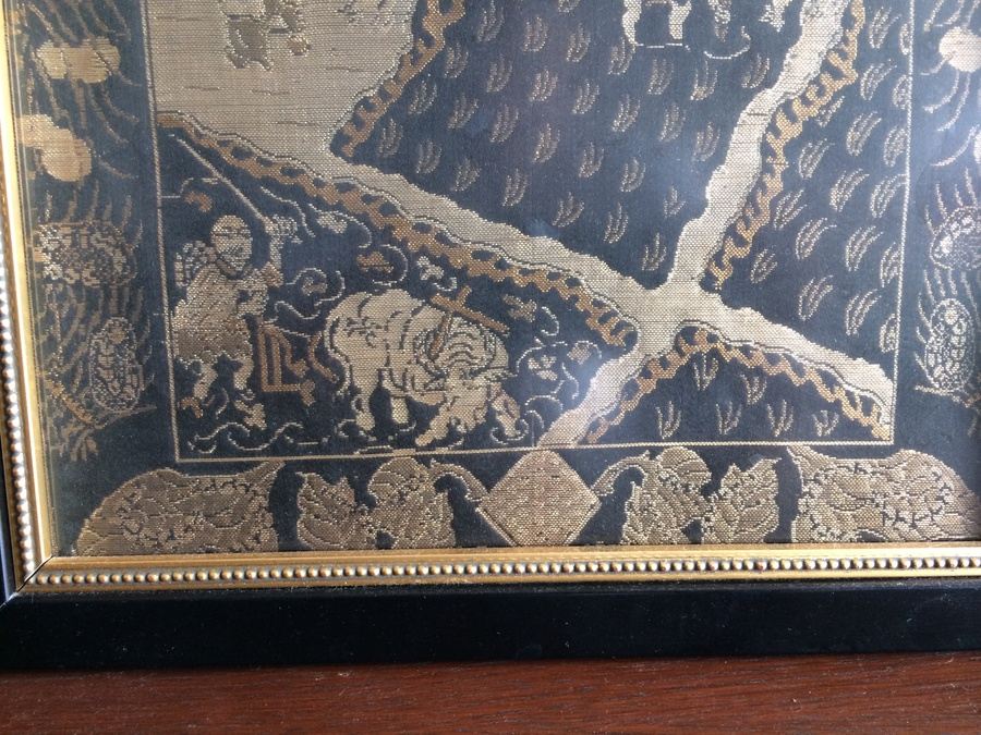 Framed Asian Embroidery [Photo 4]