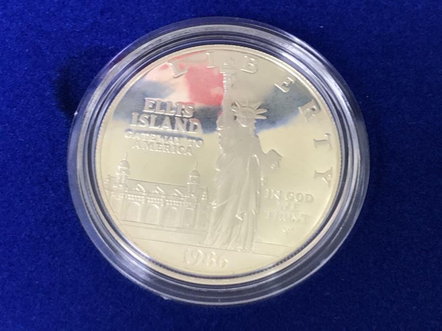 (5) 1986 US Liberty Coins Sets With Liberty Silver Dollar And Liberty Half Dollar [Photo 10]