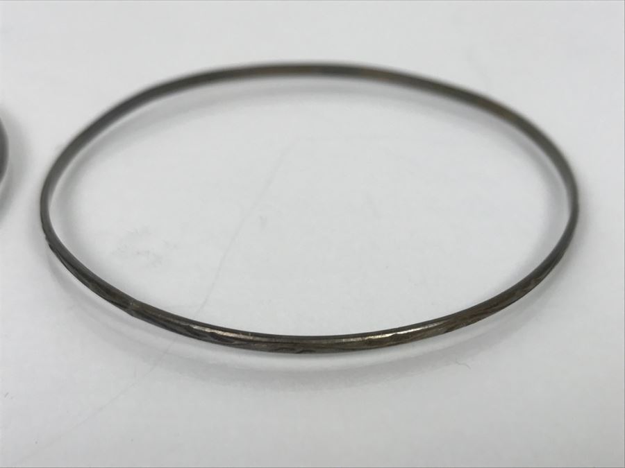 Chinese Sterling Silver Charm Bracelet With Pair Of Sterling Silver Bangle Bracelets 20.6g [Photo 17]