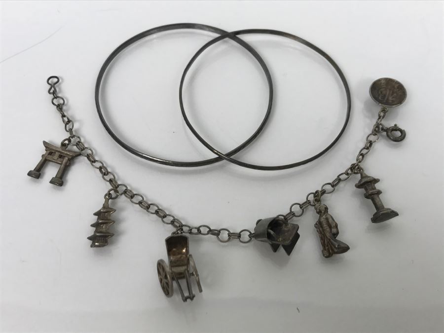 Chinese Sterling Silver Charm Bracelet With Pair Of Sterling Silver Bangle Bracelets 20.6g [Photo 4]
