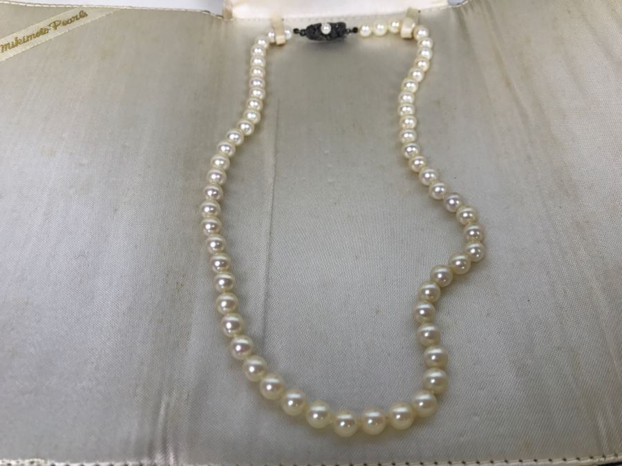 MIKIMOTO Cultured Pearls With Original Documenation From Japan Gem Of Gems Purchased In 1960 16' Choker Strand Necklace Estimate $1,000-$2,000 [Photo 11]