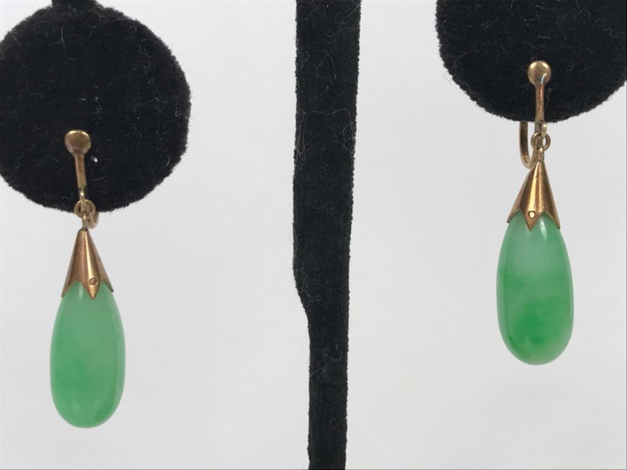 Vintage Pair Of 14K Gold Teardrop Jade Stone Earrings 5.9g FMV $200