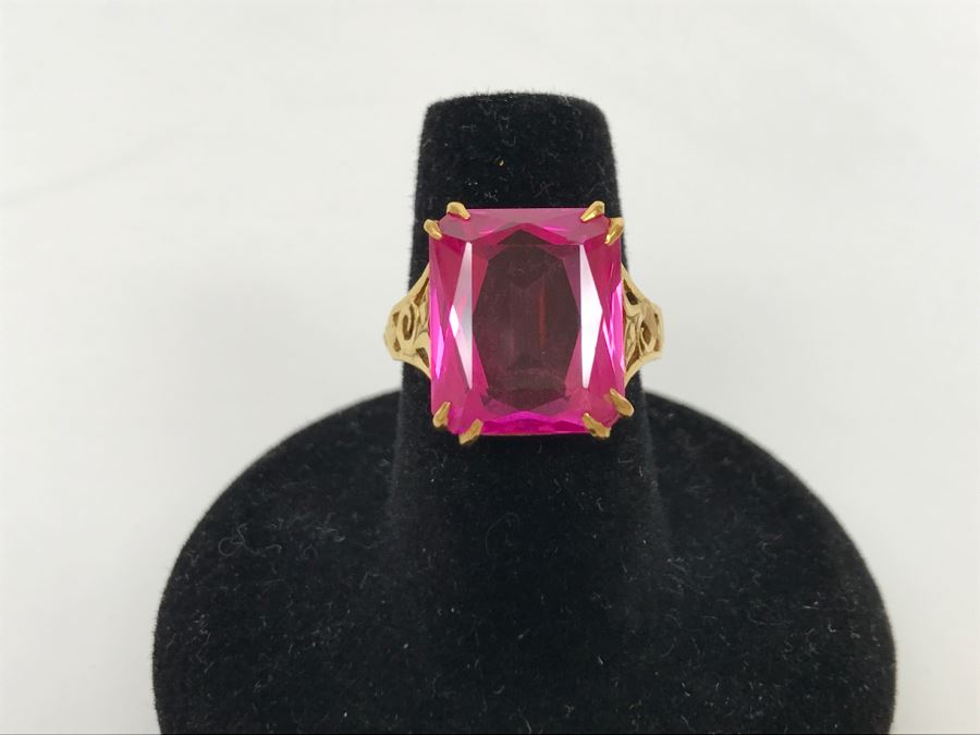 22K Yellow Gold Synthetic Pink Sapphire Ring 6.8g Ring Size 6.5 [Photo 22]