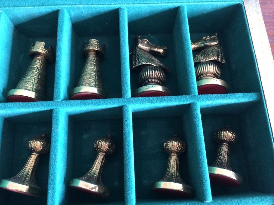 Metal Chess Set in Leather Bound Book Style Storage Case [Photo 11]