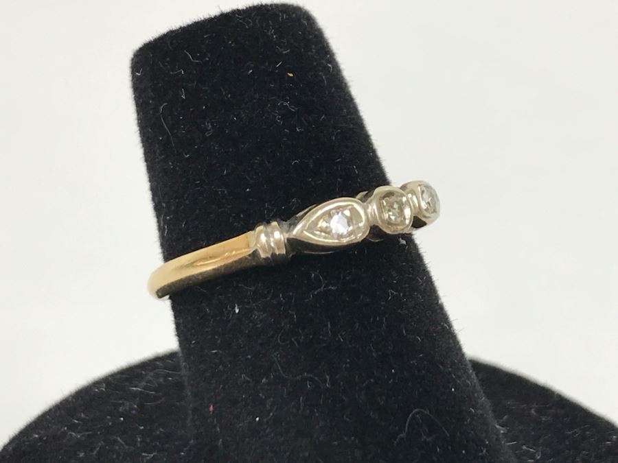 Vintage 14K Yellow And White Gold Diamond Wedding Band .07CTTW 1.8g [Photo 6]