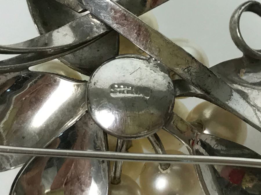 Vintage 1950s Sterling Silver Brooch Pin With Akoya Cultured Pearls 18.9g FMV $200 [Photo 8]