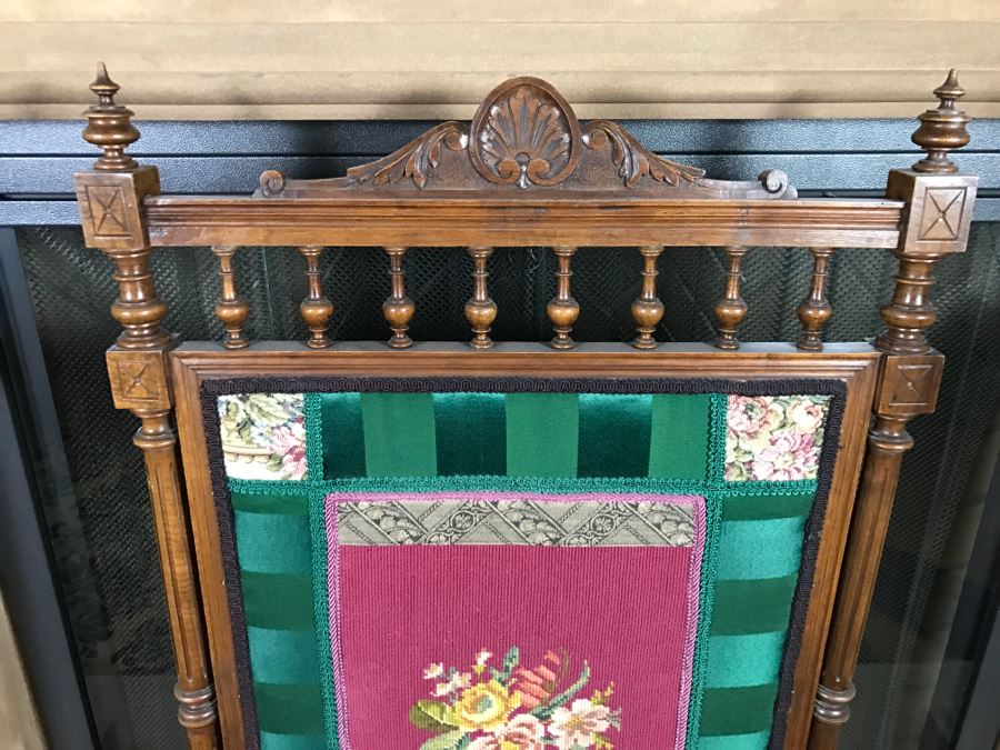 Antique Wooden Needlepoint Fireplace Screen [Photo 4]