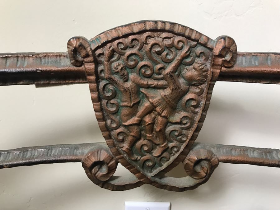 Stylish Wrought Iron Bench [Photo 4]