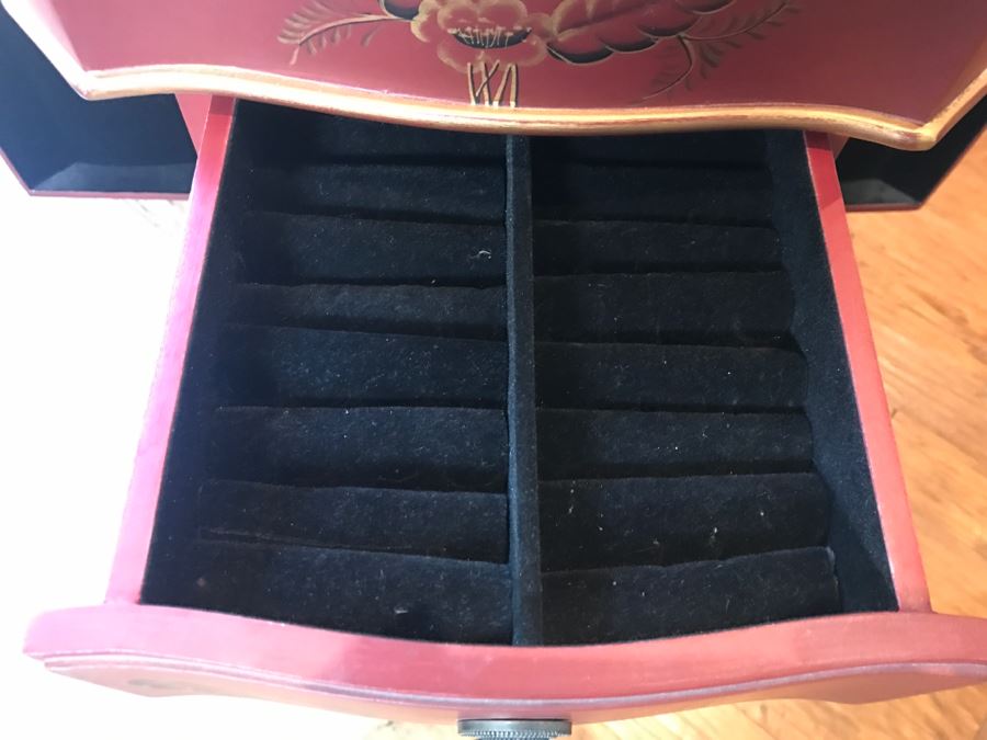 Freestanding Jewelry Box With Mirror [Photo 7]