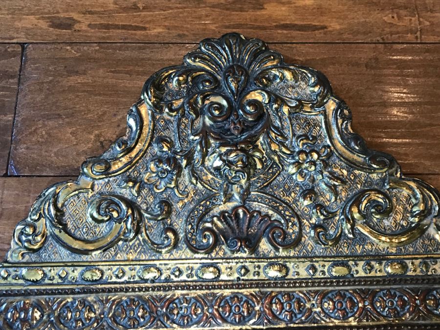 Vintage Hammered Brass Wall Mirror [Photo 5]