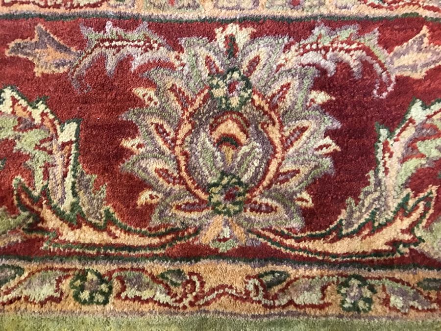 100% Wool Pile Area Rug 7' X 9' [Photo 6]