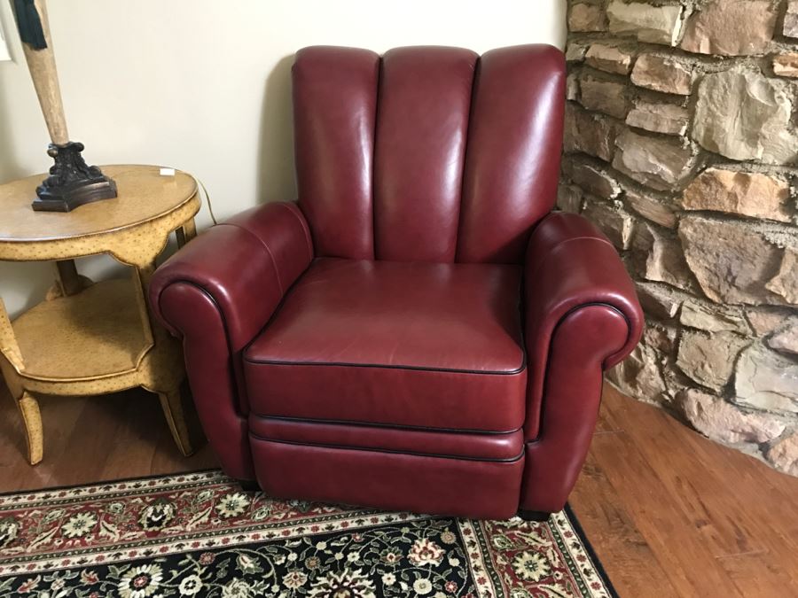 Reclining Armchair [Photo 1]