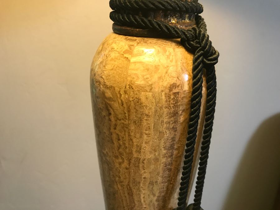 Table Lamp [Photo 6]