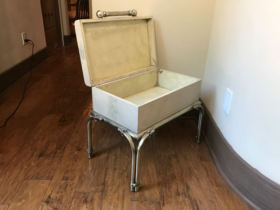 Stylish Storage Box On Metal Stand [Photo 2]