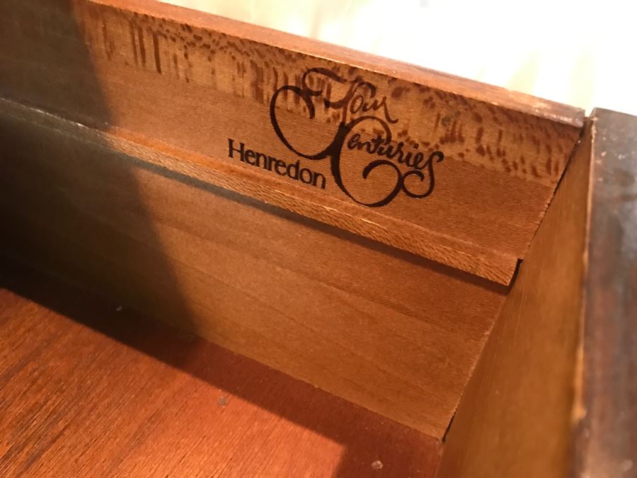 Pair Of Stunning Henredon Four Centuries Wooden Serpentine Front Chest Of Drawers [Photo 23]