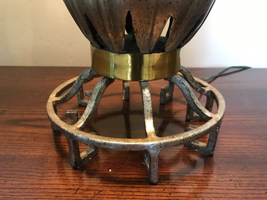 Pair Of Stylish Metal Maitland-Smith Table Lamps [Photo 11]