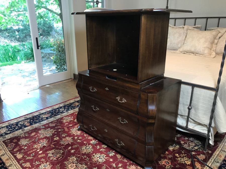 INCA Power Ride TV Lift With Remote (Use As Safe) Note That One Of Faux Pulls Is Damaged [Photo 11]