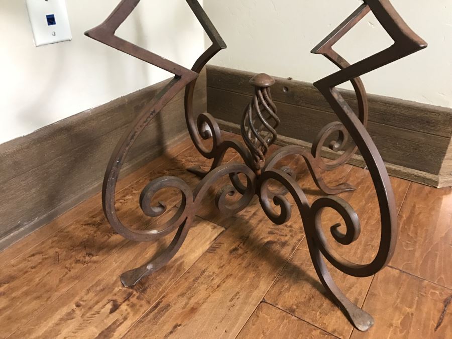 Metal Round Glass Top Side Table [Photo 4]