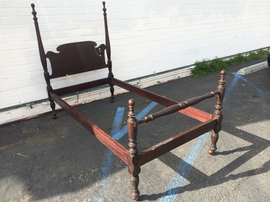 Twin Headboard and Footboard with Rails [Photo 1]