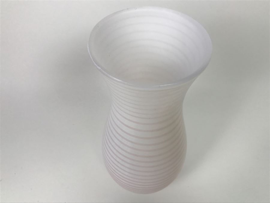 Signed KOSTA BODA Swedish Vase [Photo 5]