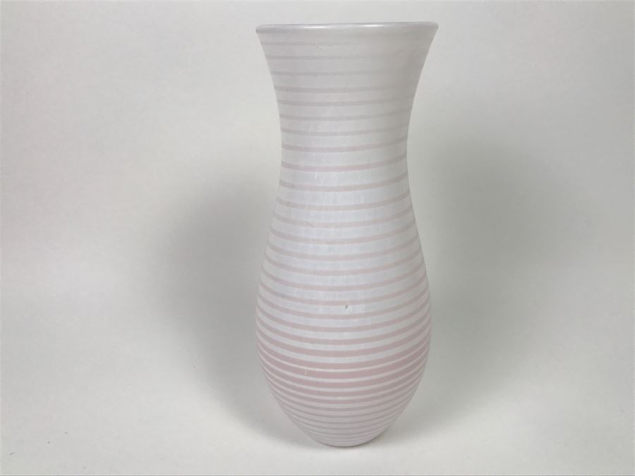 Signed KOSTA BODA Swedish Vase [Photo 6]