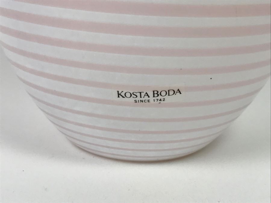 Signed KOSTA BODA Swedish Vase [Photo 4]