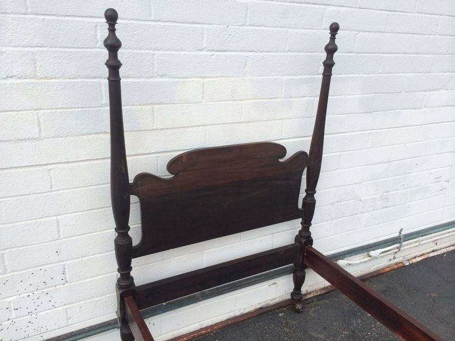 Twin Headboard and Footboard with Rails [Photo 3]