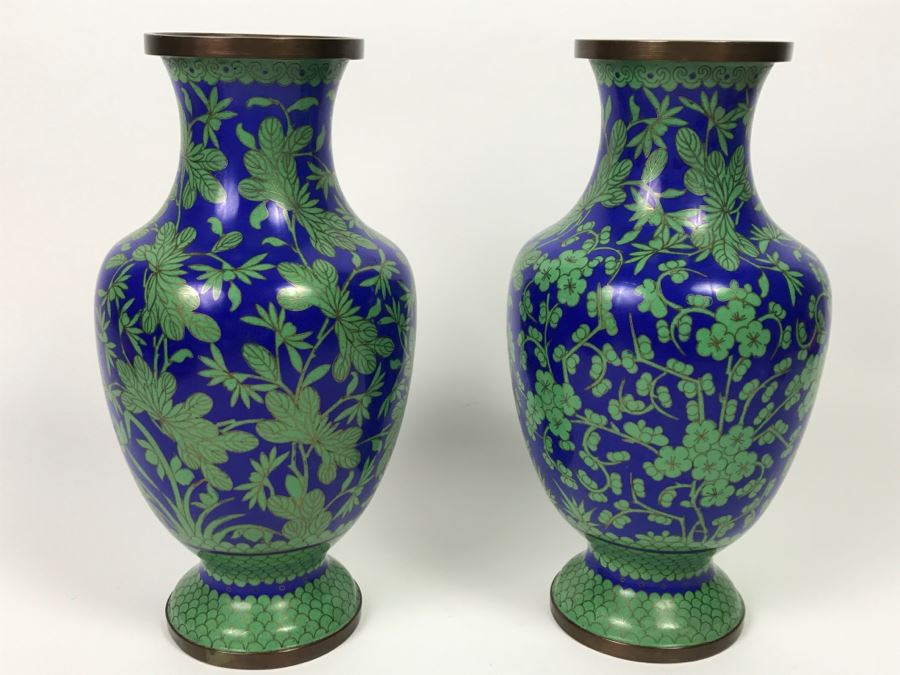 Pair Of Chinese Cloisonne Vases [Photo 2]