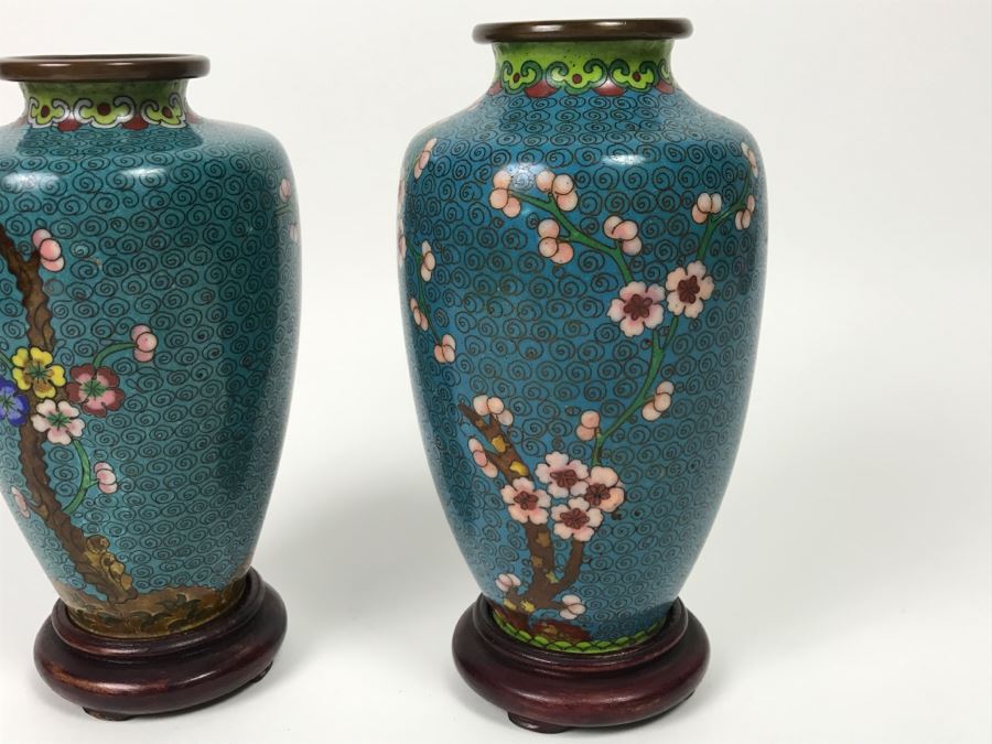 Pair Of Vintage Chinese Cloisonne Vases On Wooden Stands [Photo 7]