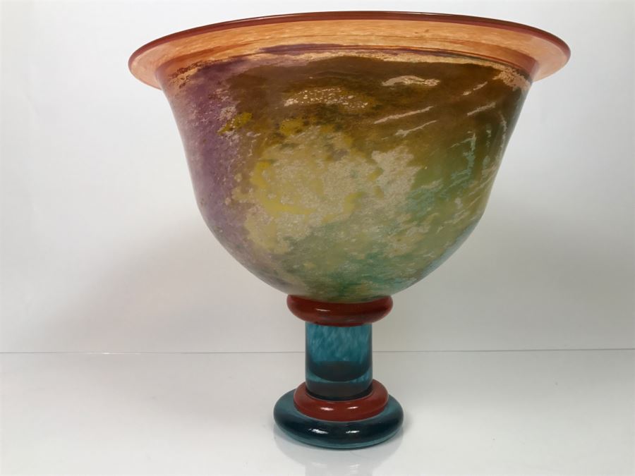 Large KOSTA BODA Swedish Art Glass Footed Bowl [Photo 4]