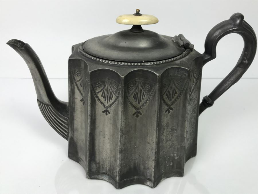 Antique 1870 EP Teapot With Chased Design By D & A [Photo 3]