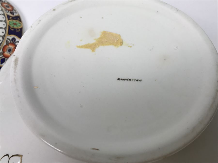 Hand Painted Covered Bowl [Photo 11]