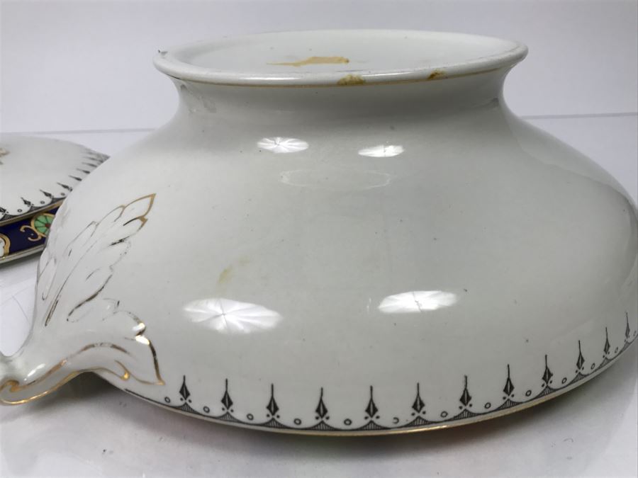 Hand Painted Covered Bowl [Photo 10]