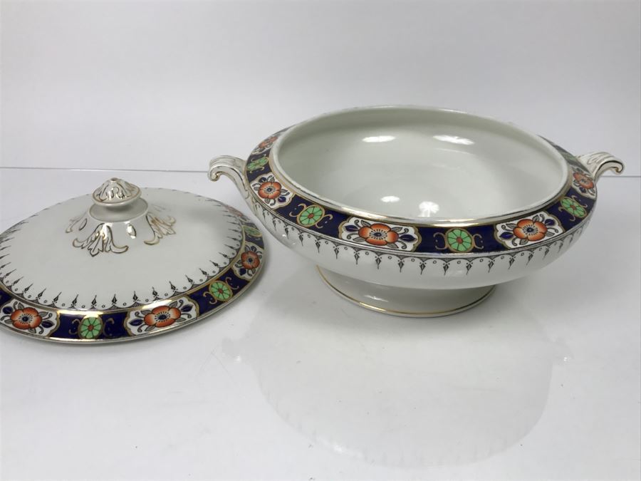 Hand Painted Covered Bowl [Photo 8]