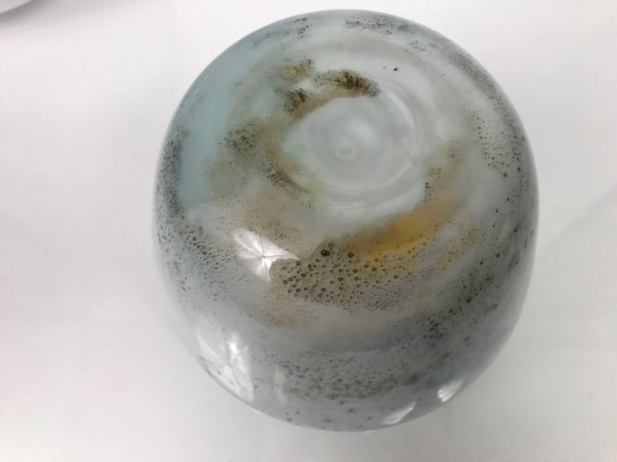 Set Of (3) Art Glass Pieces (2) Vases And (1) Bowl [Photo 15]