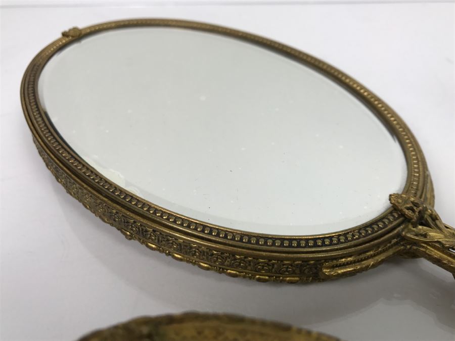 Vintage Vanity Set With Perfume Bottle, Brush And Handheld Vanity Mirror [Photo 12]