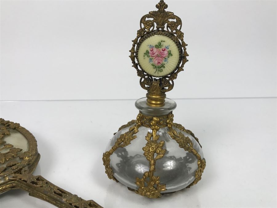Vintage Vanity Set With Perfume Bottle, Brush And Handheld Vanity Mirror [Photo 4]