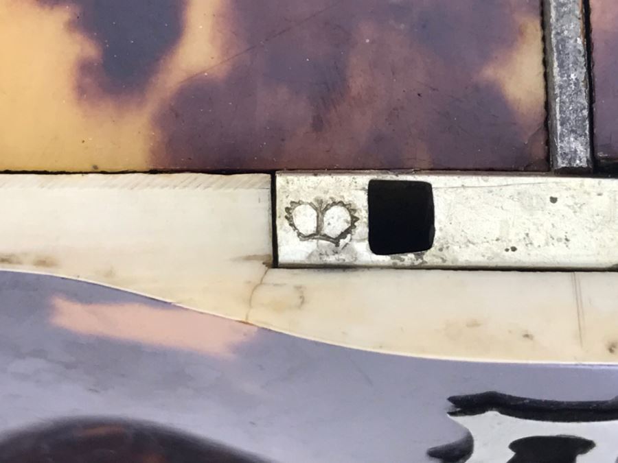 Antique Tortoiseshell Tea Caddy Box With Metal Inlay [Photo 13]