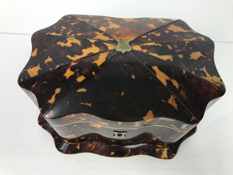 Antique Tortoiseshell Tea Caddy Box With Metal Inlay [Photo 18]