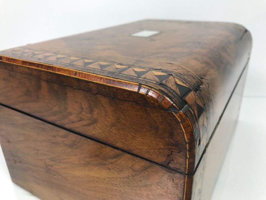 Detailed Antique Walnut Box With Geometric Inlaid Wood And Mother Of Pearl - A Few Suprises Inside [Photo 17]
