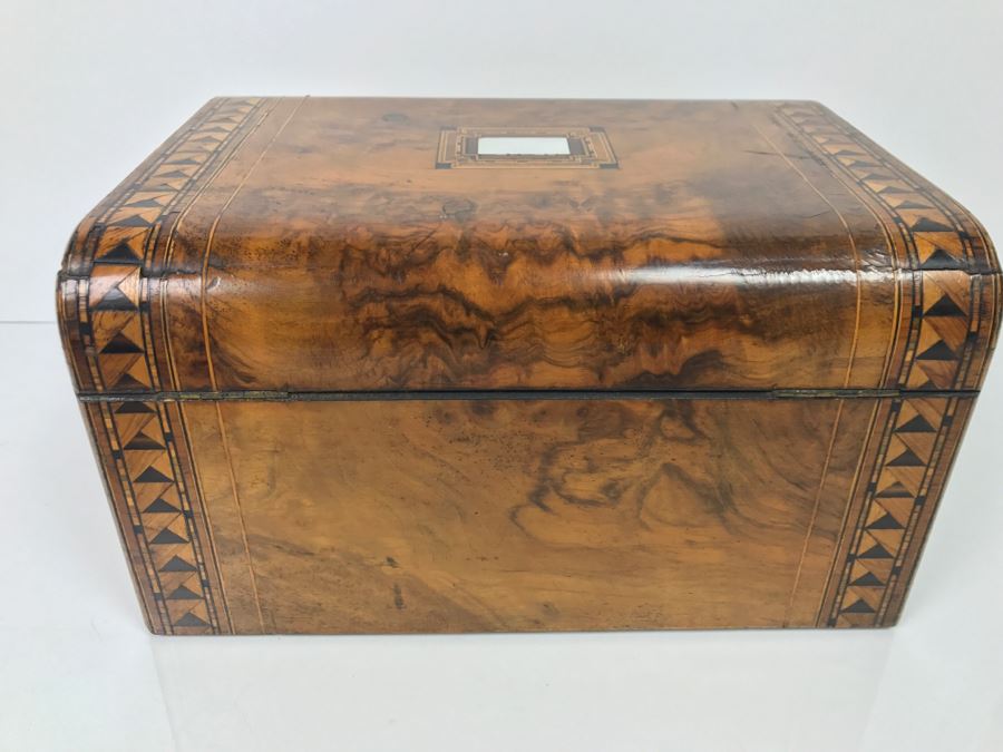 Detailed Antique Walnut Box With Geometric Inlaid Wood And Mother Of Pearl - A Few Suprises Inside [Photo 14]