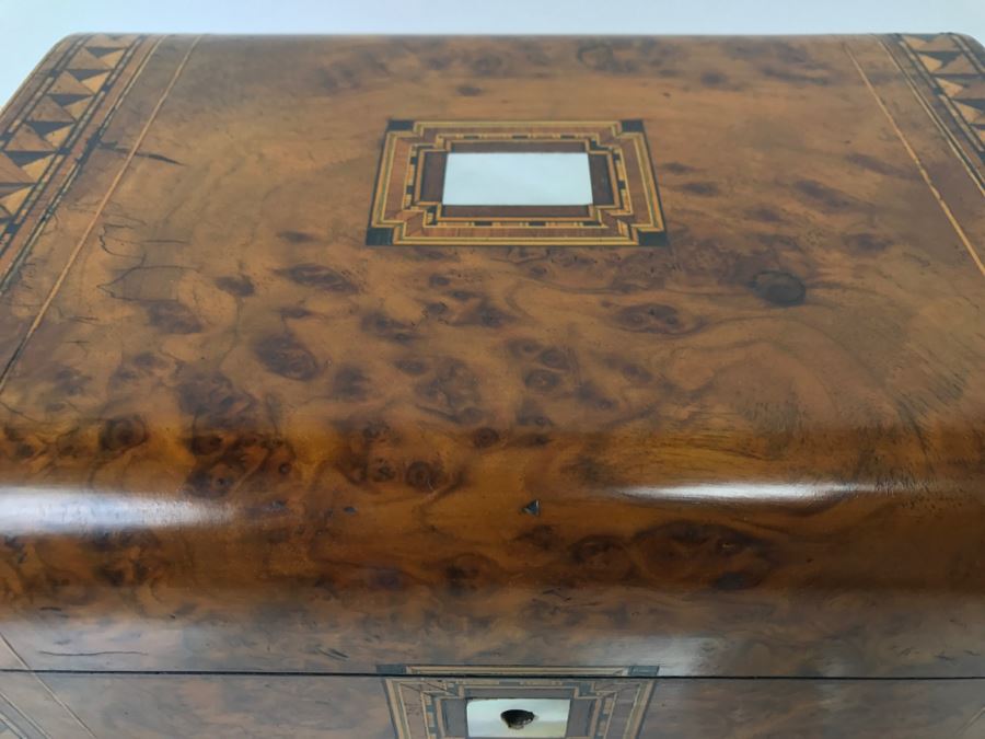 Detailed Antique Walnut Box With Geometric Inlaid Wood And Mother Of Pearl - A Few Suprises Inside [Photo 7]